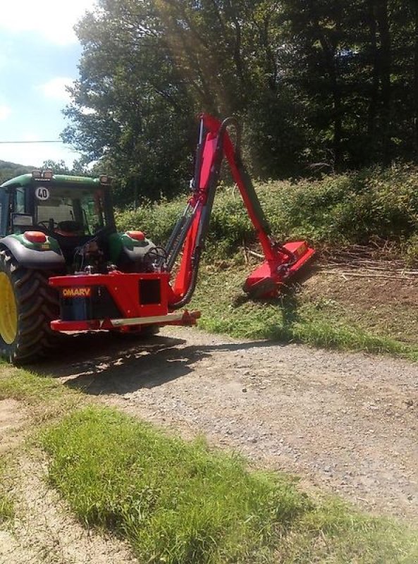Mulcher typu Omarv Auslegemulcher Böschungsmulcher Seitenmulcher Mulcher, Gebrauchtmaschine v Schmallenberg (Obrázek 1)