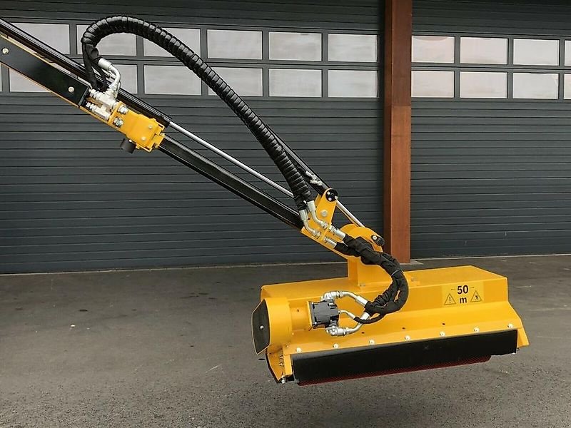 Mulcher του τύπου Omarv Böschungsmulcher Auslegemulcher Auslegemäher Mulcher, Gebrauchtmaschine σε Schmallenberg (Φωτογραφία 3)