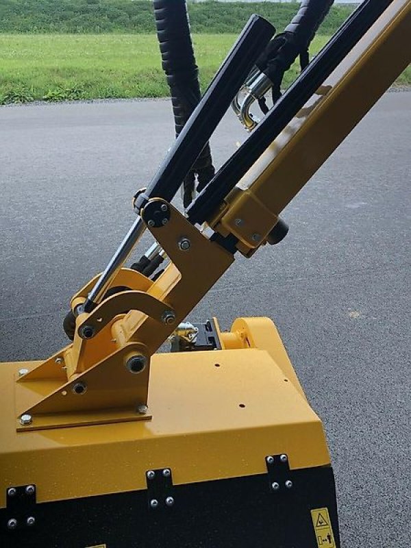 Mulcher του τύπου Omarv Böschungsmulcher Auslegemulcher Auslegemäher Mulcher, Gebrauchtmaschine σε Schmallenberg (Φωτογραφία 7)