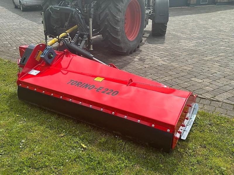 Mulcher typu Omarv Böschungsmulcher Auslegemulcher Mulcher Seitenmulcher, Gebrauchtmaschine v Schmallenberg (Obrázek 7)