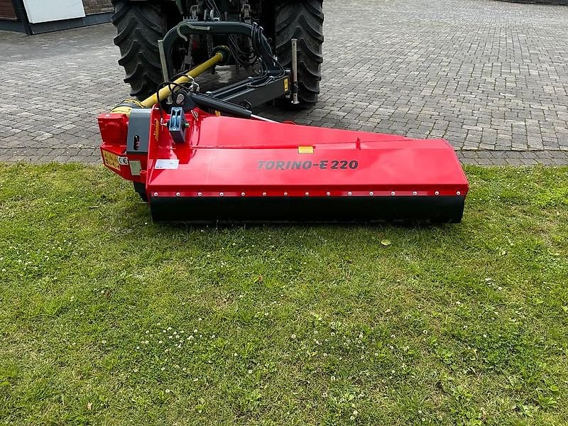 Mulcher typu Omarv Böschungsmulcher Auslegemulcher Mulcher Seitenmulcher, Gebrauchtmaschine v Schmallenberg (Obrázek 4)