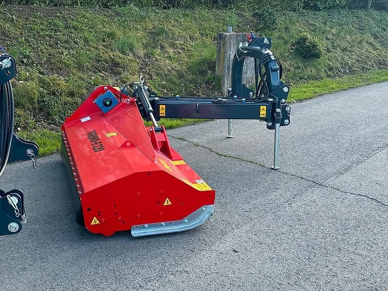 Mulcher of the type Omarv Böschungsmulcher Ausleger Torino Schlegelmulcher Mulcher, Gebrauchtmaschine in Schmallenberg (Picture 4)