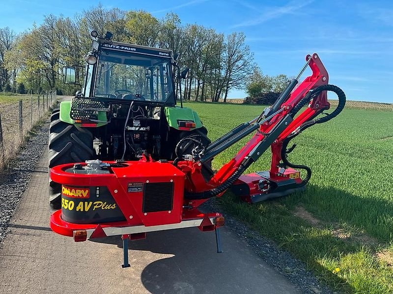 Mulcher typu Omarv Böschungsmulcher Mulcher Auslegemulcher Auslegemäher D 550, Gebrauchtmaschine v Schmallenberg (Obrázek 1)