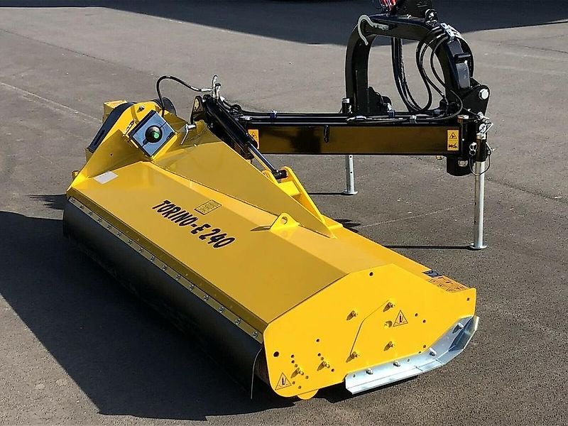 Mulcher του τύπου Omarv Böschungsmulcher Mulcher Seitenmulcher Schlegelmulcher, Gebrauchtmaschine σε Schmallenberg (Φωτογραφία 11)