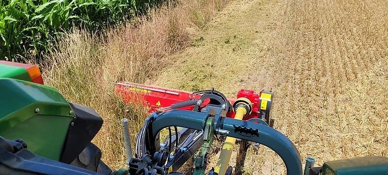 Mulcher tip Omarv Böschungsmulcher Schlegelmulcher Seitenmulcher Mulcher, Gebrauchtmaschine in Schmallenberg (Poză 2)