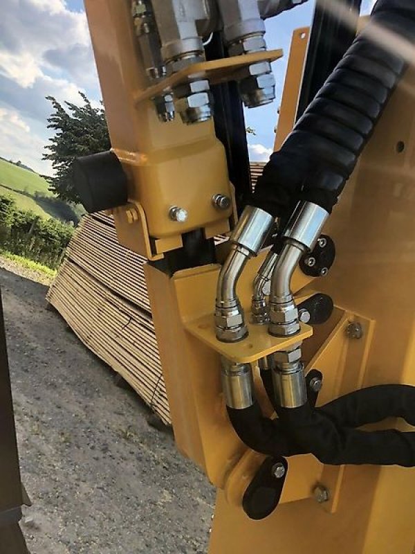 Mulcher tipa Omarv Böschungsmulcher Seitenmulcher Auslegemulcher Mulcher, Gebrauchtmaschine u Schmallenberg (Slika 3)