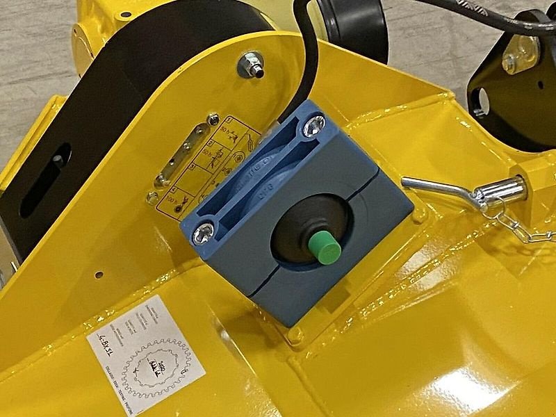 Mulcher типа Omarv Böschungsmulcher Seitenmulcher Mulcher Schlegelmulcher, Gebrauchtmaschine в Schmallenberg (Фотография 3)