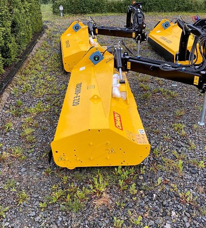 Mulcher typu Omarv Böschungsmulcher Seitenmulcher Schlegelmulcher Mulcher, Gebrauchtmaschine v Schmallenberg (Obrázek 4)