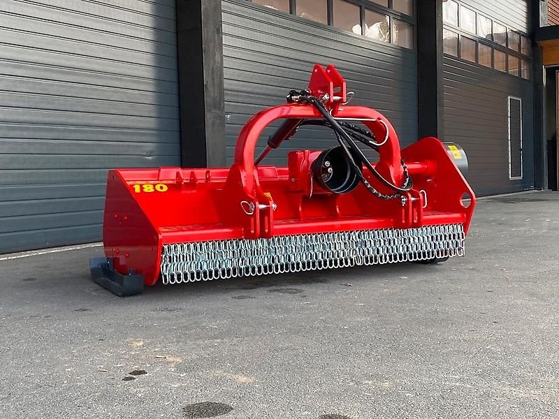 Mulcher typu Omarv Böschungsmulcher Seitenmulcher Schlegelmulcher Mulcher, Gebrauchtmaschine v Schmallenberg (Obrázek 12)