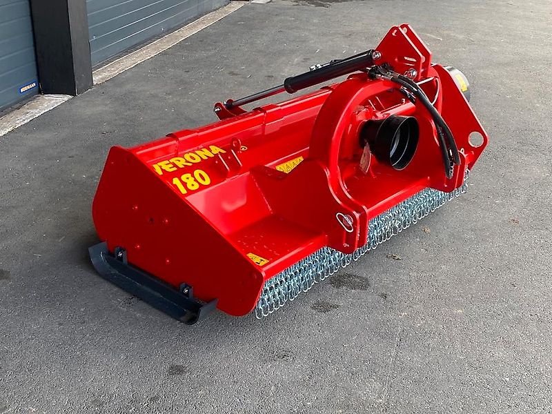 Mulcher typu Omarv Böschungsmulcher Seitenmulcher Schlegelmulcher Mulcher, Gebrauchtmaschine v Schmallenberg (Obrázek 13)