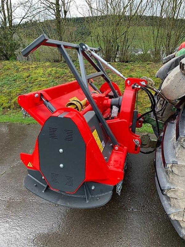 Mulcher typu Omarv Forstmulcher Gestrüppmulcher Schlegelmulcher Mulcher, Gebrauchtmaschine v Schmallenberg (Obrázek 9)