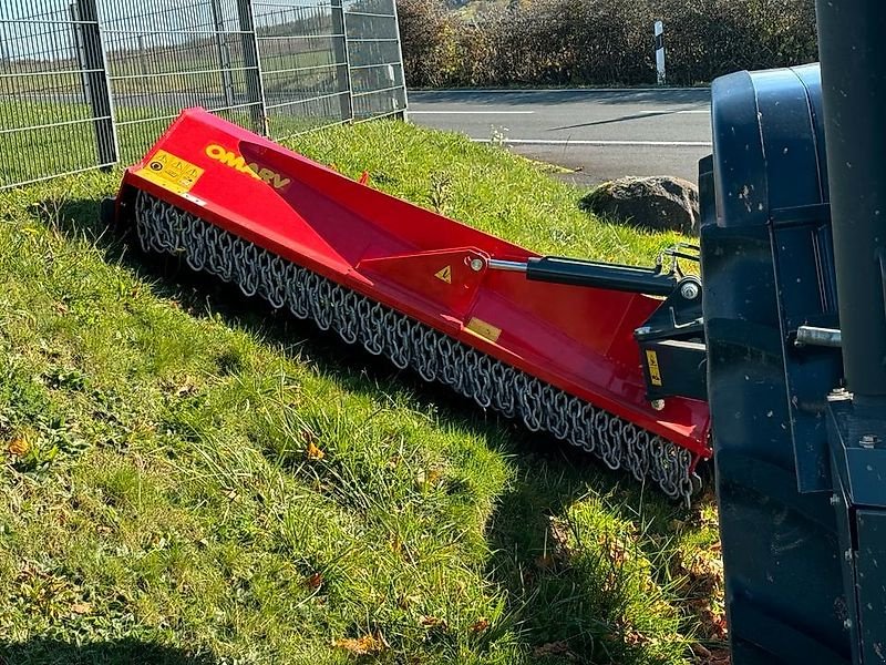 Mulcher Türe ait Omarv Schlegelmulcher Böschungsmulcher Seitenmulcher Mulcher, Gebrauchtmaschine içinde Schmallenberg (resim 7)