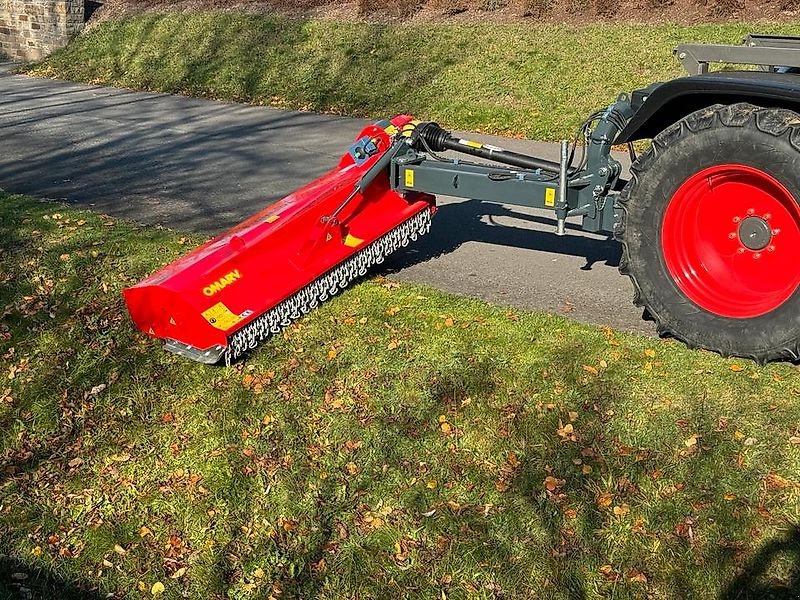 Mulcher Türe ait Omarv Schlegelmulcher Böschungsmulcher Seitenmulcher Mulcher, Gebrauchtmaschine içinde Schmallenberg (resim 10)