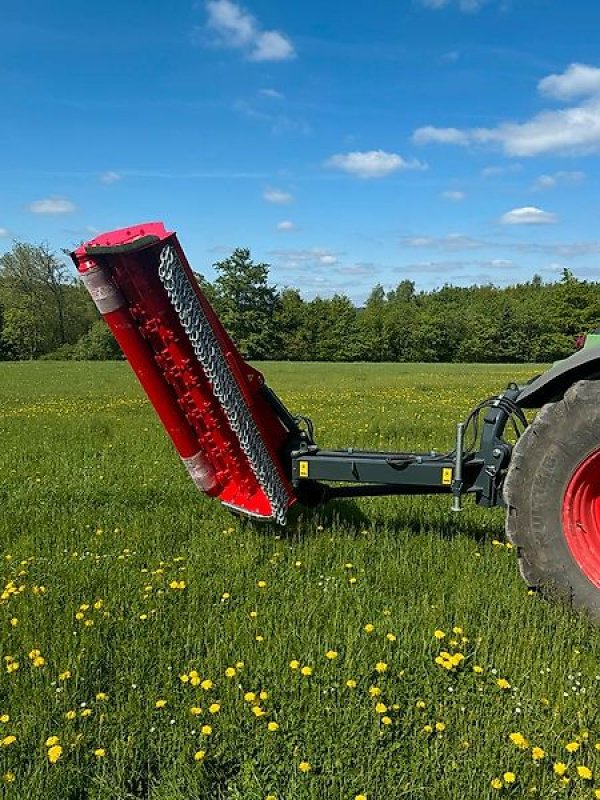 Mulcher of the type Omarv Schlegelmulcher Mulcher Böschungsmulcher Auslegemulcher, Gebrauchtmaschine in Schmallenberg (Picture 17)