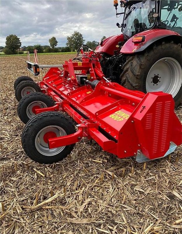 Mulcher typu Omarv Schlegelmulcher Mulcher Mulchgerät Flächenmulcher, Gebrauchtmaschine v Schmallenberg (Obrázek 2)