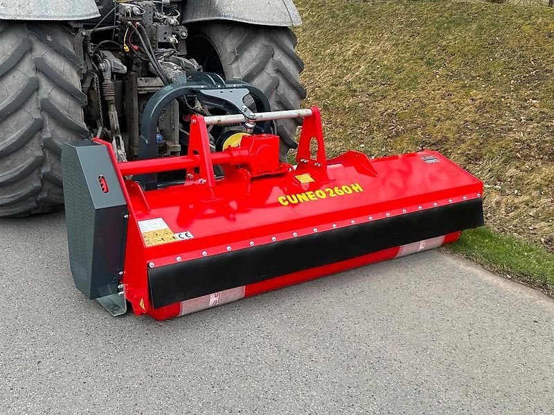 Mulcher typu Omarv Schlegelmulcher Mulcher Mulchgerät Frontmulcher Heckmulcher, Gebrauchtmaschine v Schmallenberg (Obrázek 1)