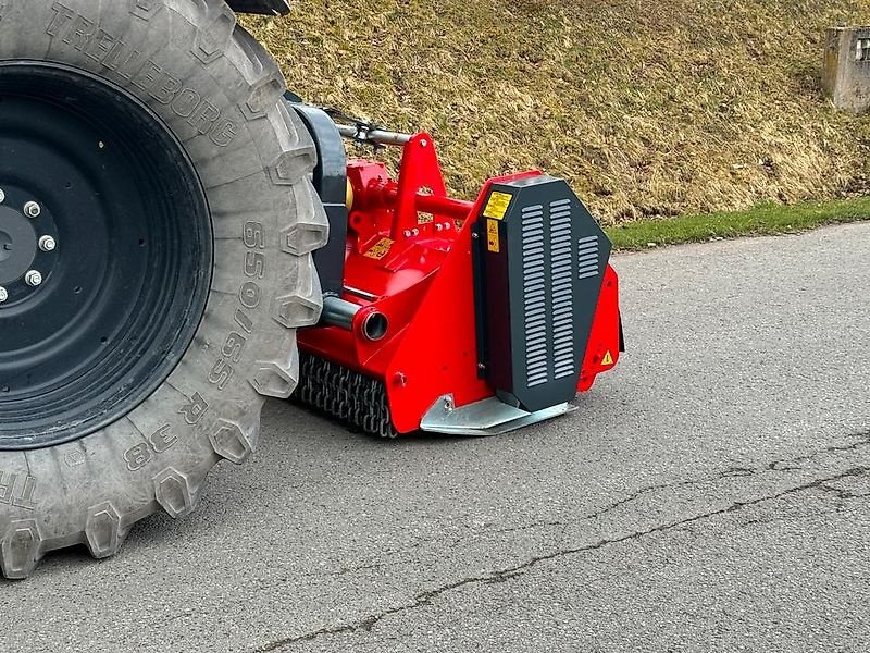 Mulcher typu Omarv Schlegelmulcher Mulcher Mulchgerät Frontmulcher Heckmulcher, Gebrauchtmaschine v Schmallenberg (Obrázek 4)
