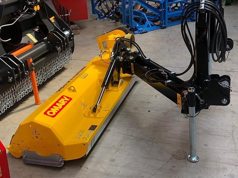 Mulcher des Typs Omarv Schlegelmulcher Mulcher Seitenmulcher Böschungsmulcher, Gebrauchtmaschine in Schmallenberg (Bild 11)