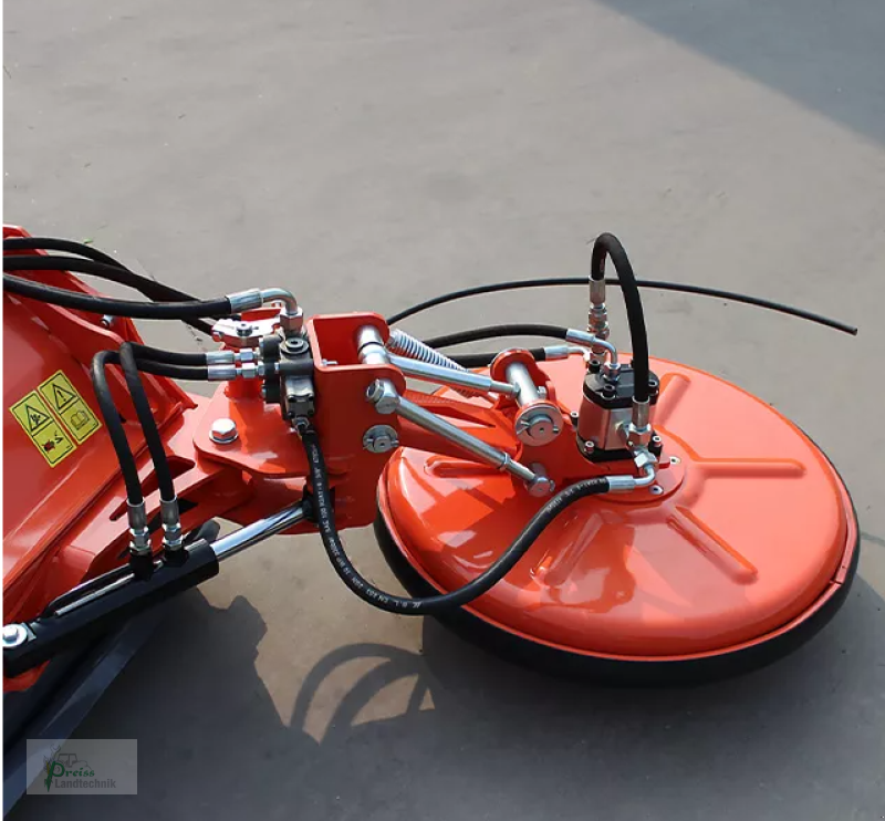 Mulcher typu PreissTec Menasor Heckmulcher mit Zaunmäher, Neumaschine v Bad Kötzting (Obrázek 4)