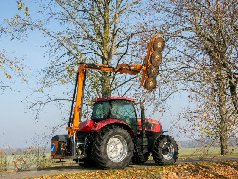 Mulcher of the type PRONAR WWT Auslegemulcher Mulchkopf Astschere Astsäge Mulcher, Neumaschine in Tiefenbach (Picture 1)