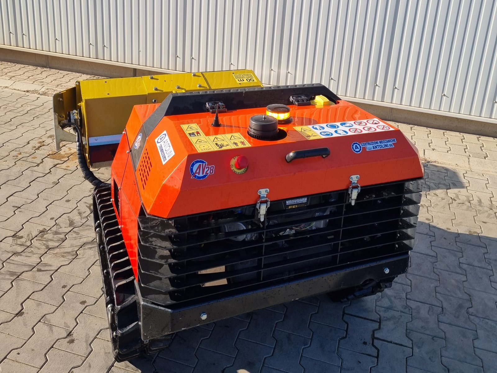 Mulcher του τύπου Reil & Eichinger Mulchraupe Funkraupe AV28 Abverkauf Mietparkmaschine -sofort-, Gebrauchtmaschine σε Nittenau (Φωτογραφία 2)