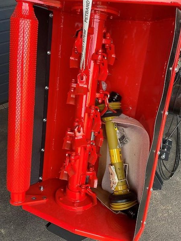 Mulcher Türe ait Sonstige Böschungsmulcher Auslegemulcher Mulcher Schlegelmulcher Ausleger, Gebrauchtmaschine içinde Schmallenberg (resim 8)