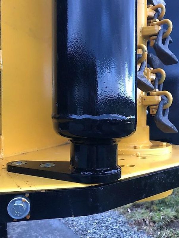 Mulcher of the type Sonstige Böschungsmulcher Auslegemulcher Mulcher Schlegelmulcher Ausleger, Gebrauchtmaschine in Schmallenberg (Picture 12)