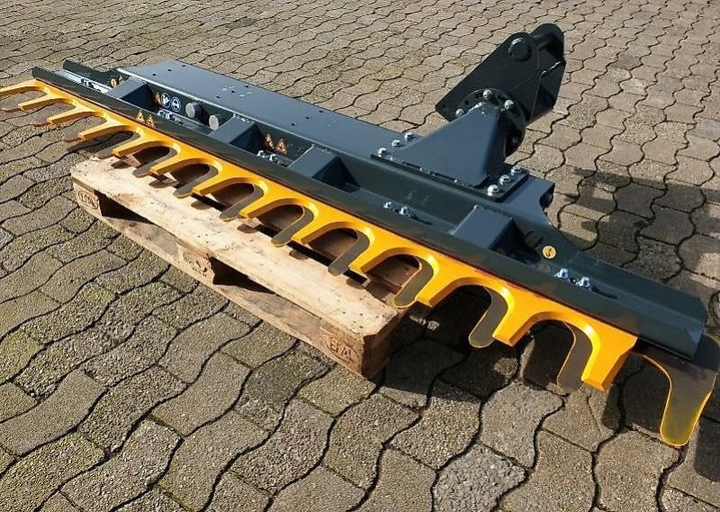 Mulcher tipa Sonstige Böschungsmulcher Mulcher Auslegemulcher Schlegelmulcher Ausleger, Gebrauchtmaschine u Schmallenberg (Slika 20)