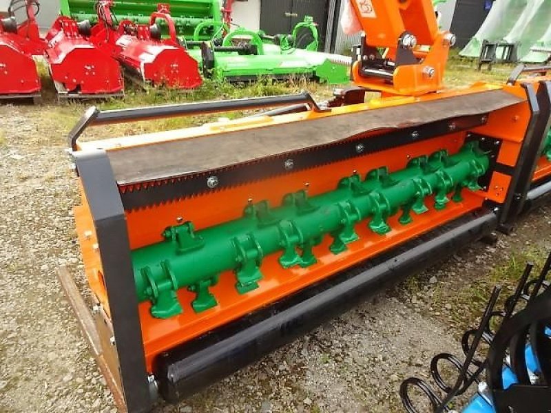 Mulcher of the type Talex RB 180-  RB 200  NEU-  //Schlegelmulcher- Sonderpreis-  möglich in den Arbeitsbreiten  1,6 Meter- 1,8 Meter- 2 Meter, Neumaschine in Neureichenau (Picture 26)