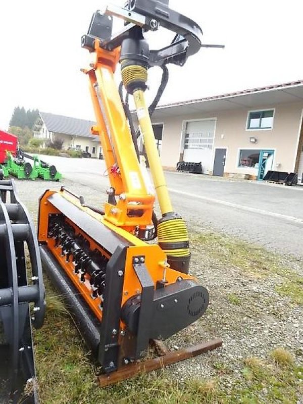 Mulcher of the type Talex RB 180-  RB 200  NEU-  //Schlegelmulcher- Sonderpreis-  möglich in den Arbeitsbreiten  1,6 Meter- 1,8 Meter- 2 Meter, Neumaschine in Neureichenau (Picture 4)