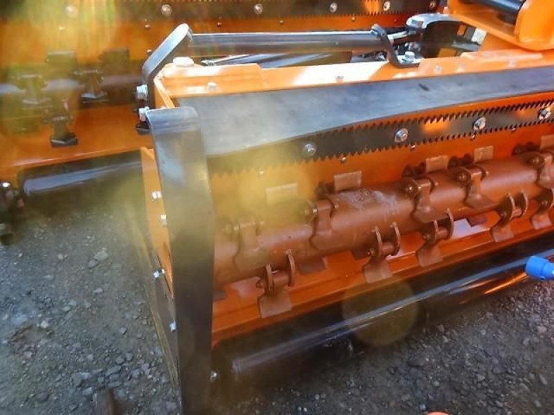 Mulcher of the type Talex RB 180-  RB 200  NEU-  //Schlegelmulcher- Sonderpreis-  möglich in den Arbeitsbreiten  1,6 Meter- 1,8 Meter- 2 Meter, Neumaschine in Neureichenau (Picture 18)