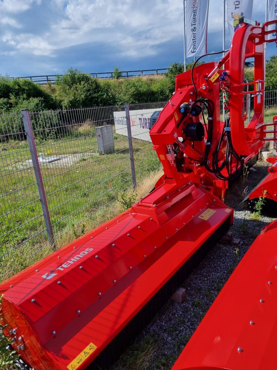 Mulcher des Typs Tehnos MBP 250 (Neumaschine), Gebrauchtmaschine in Stuhr (Bild 1)