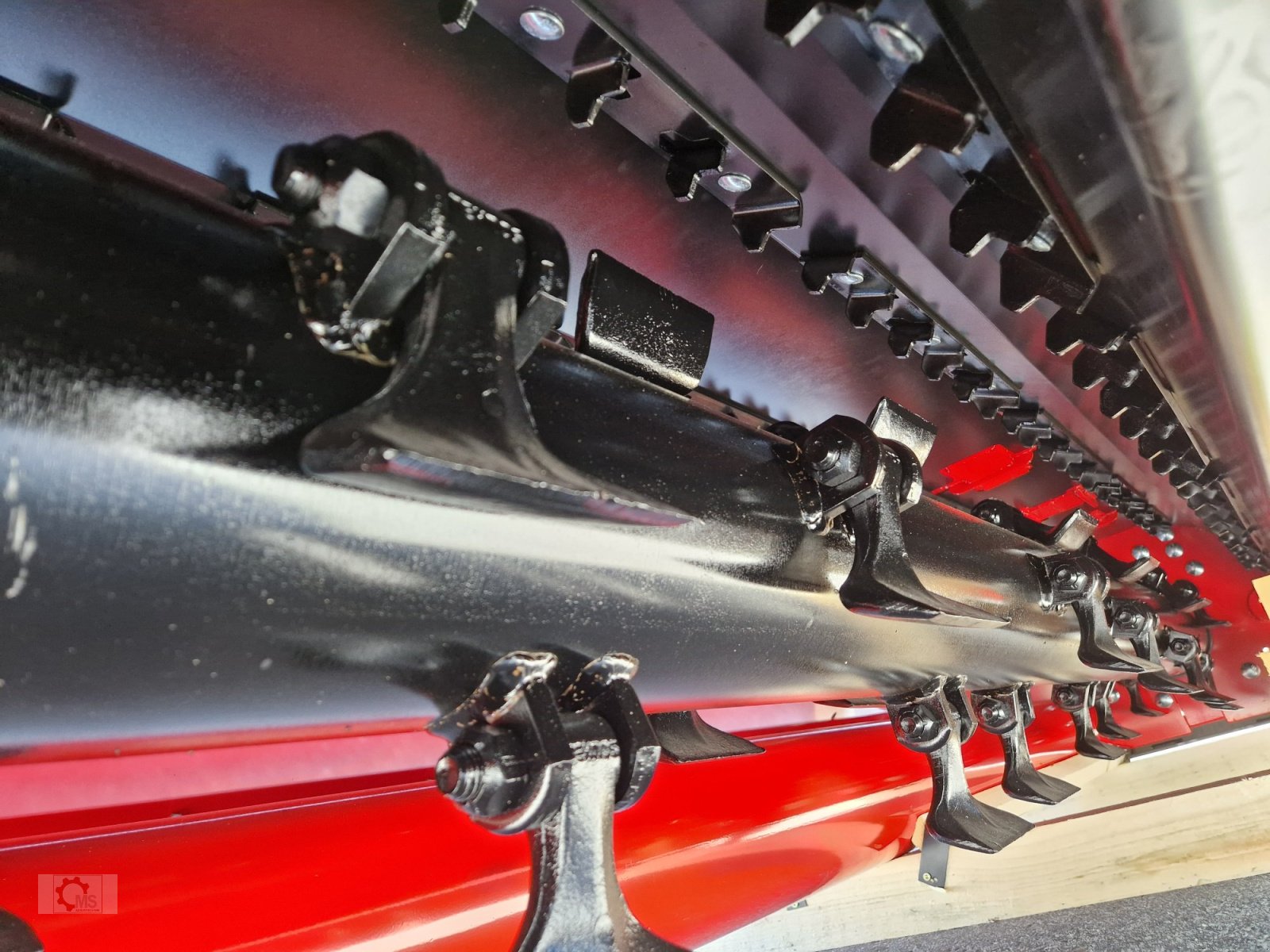 Mulcher des Typs Tehnos MBP 280 Schwenk Seiten Mulcher Profi 2,80m, Neumaschine in Tiefenbach (Bild 8)