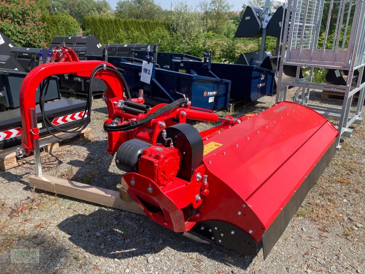 Mulcher des Typs Tehnos Seitenmulcher profi MB220R LW, Neumaschine in Geiselhöring (Bild 1)