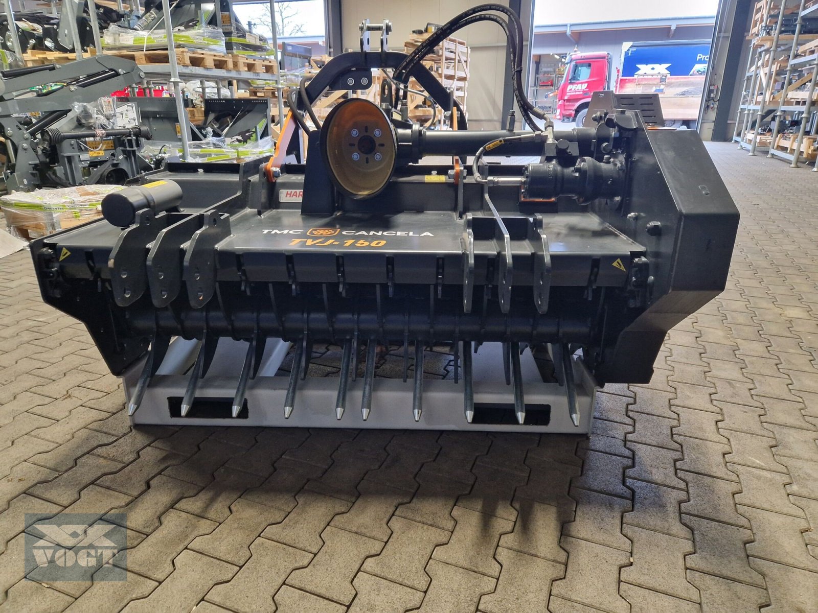 Mulcher типа TMC Cancela TVJ-150 Mulcher mit Pick-Up für Obst-und Weinbau-Lagergerät, Neumaschine в Schmallenberg (Фотография 7)