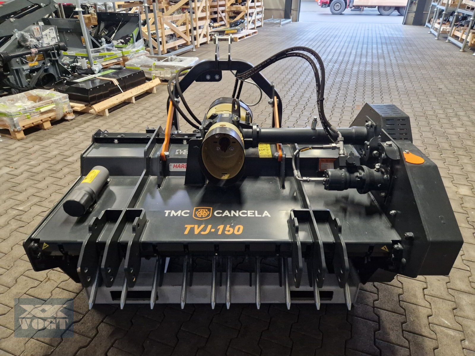 Mulcher типа TMC Cancela TVJ-150 Mulcher mit Pick-Up für Obst-und Weinbau-Lagergerät, Neumaschine в Schmallenberg (Фотография 9)