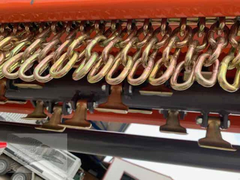 Mulcher des Typs VORATECK FG 220, Neumaschine in Südheide (Bild 8)