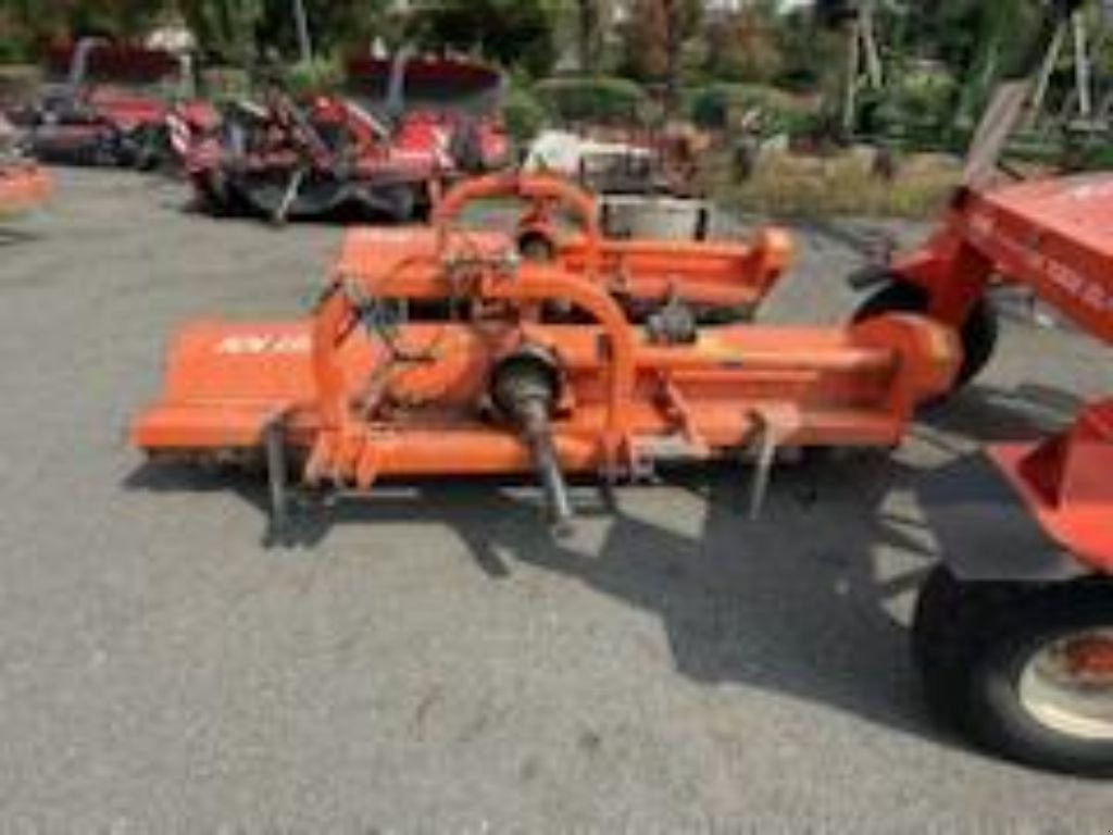 Mulchgerät & Häckselgerät typu Agrimaster KN 280, Gebrauchtmaschine v LACAPELLE-MARIVAL (Obrázek 3)