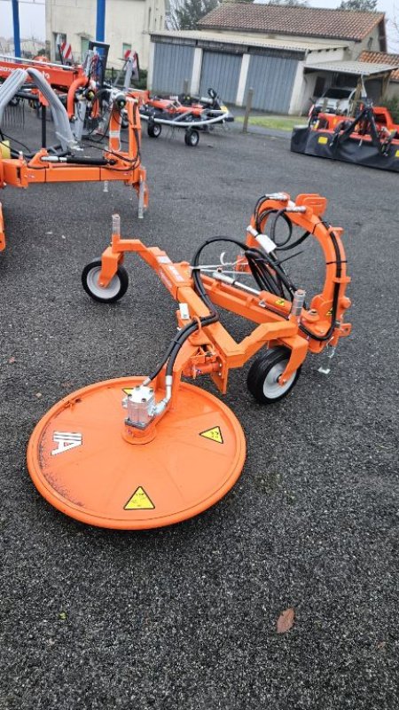 Mulchgerät & Häckselgerät типа Agrimaster OLIVIA X, Gebrauchtmaschine в COGNAC LA FORET (Фотография 2)