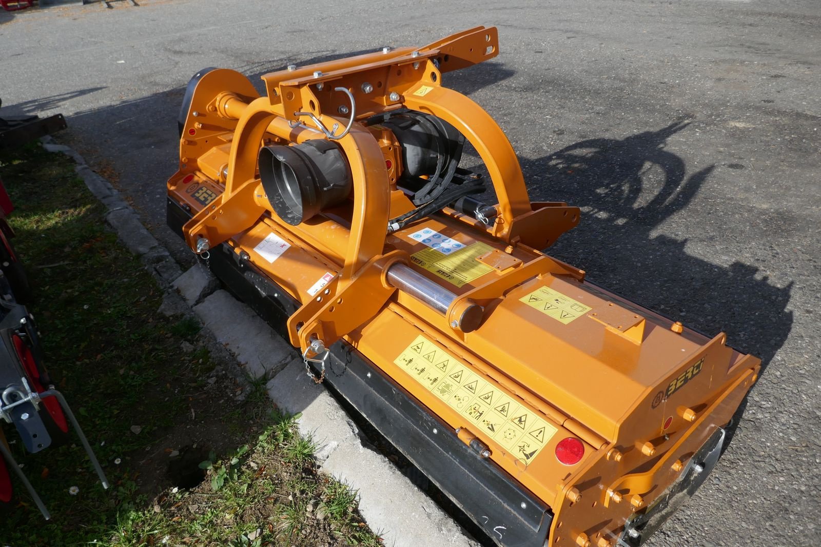 Mulchgerät & Häckselgerät typu Berti Dual 250, Gebrauchtmaschine v Villach (Obrázek 1)