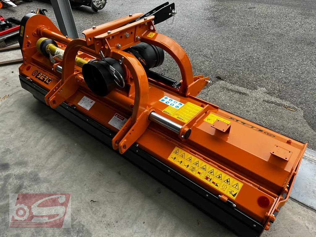 Mulchgerät & Häckselgerät des Typs Berti DUAL 280, Neumaschine in Offenhausen (Bild 1)