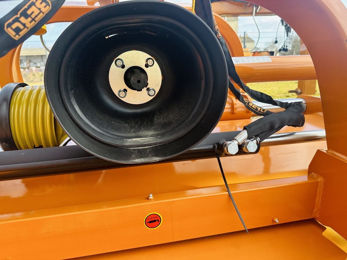 Mulchgerät & Häckselgerät of the type Berti Dual 300 Mulcher, Neumaschine in Hohenruppersdorf (Picture 9)