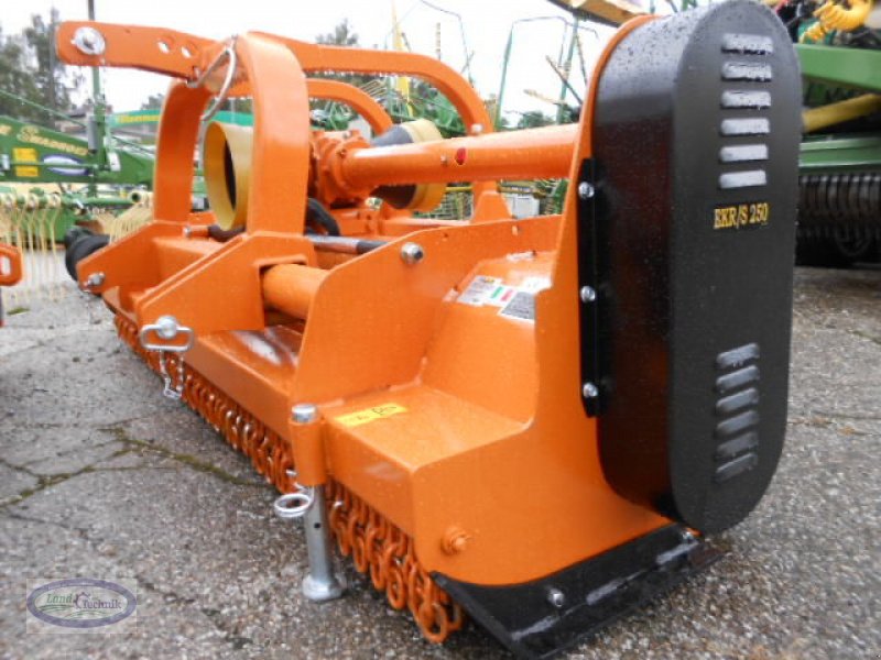 Mulchgerät & Häckselgerät des Typs Berti EKR/S 250, Neumaschine in Münzkirchen (Bild 6)