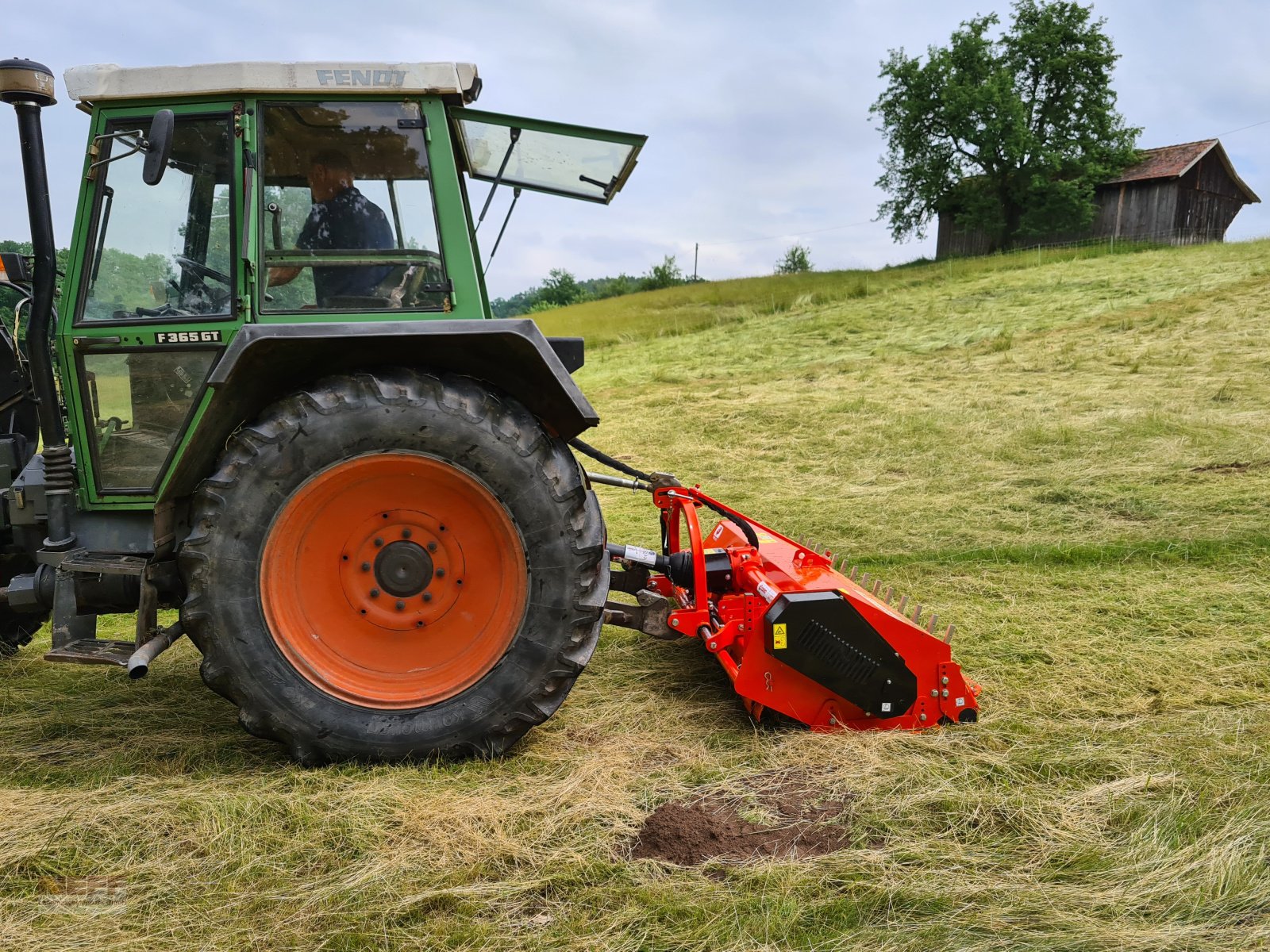 Mulchgerät & Häckselgerät des Typs Cosmo FMH 2,20 m hydr. Seitenverschiebung, Neumaschine in Neudrossenfeld (Bild 8)