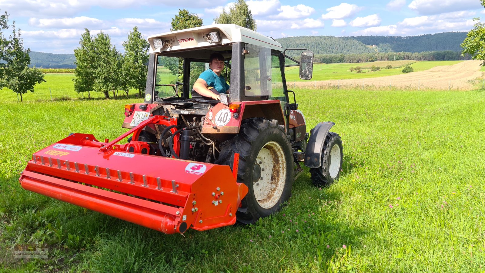 Mulchgerät & Häckselgerät des Typs Cosmo FMH 2,20 m hydr. Seitenverschiebung, Neumaschine in Neudrossenfeld (Bild 9)