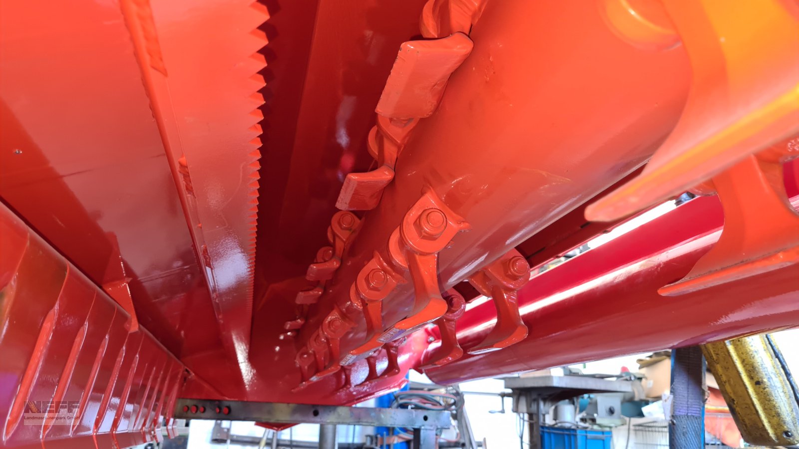 Mulchgerät & Häckselgerät des Typs Cosmo FMH 2,20 m hydr. Seitenverschiebung, Neumaschine in Neudrossenfeld (Bild 10)