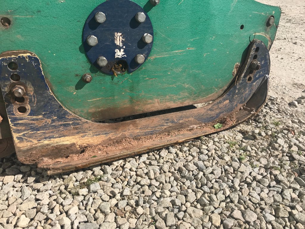 Mulchgerät & Häckselgerät typu Desvoys BH master field, Gebrauchtmaschine v MORLHON LE HAUT (Obrázek 10)