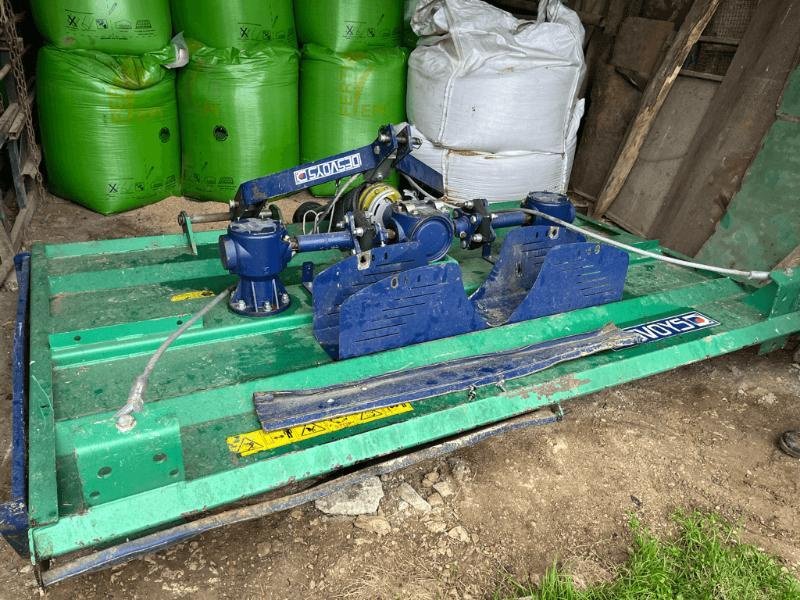 Mulchgerät & Häckselgerät del tipo Desvoys BROYEUR, Gebrauchtmaschine en STENAY (Imagen 1)