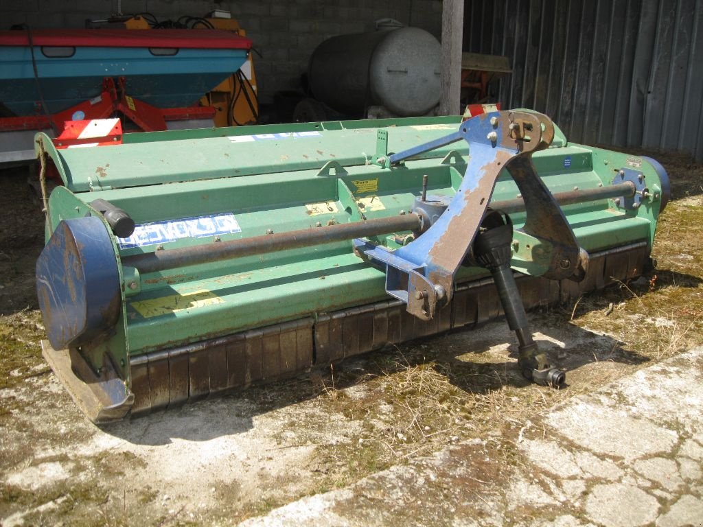 Mulchgerät & Häckselgerät типа Desvoys DR4 320, Gebrauchtmaschine в BRECE (Фотография 1)