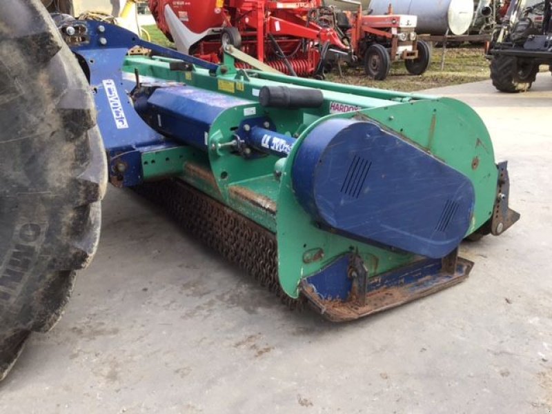 Mulchgerät & Häckselgerät del tipo Desvoys DRX 320, Gebrauchtmaschine In Condeissiat (Immagine 2)